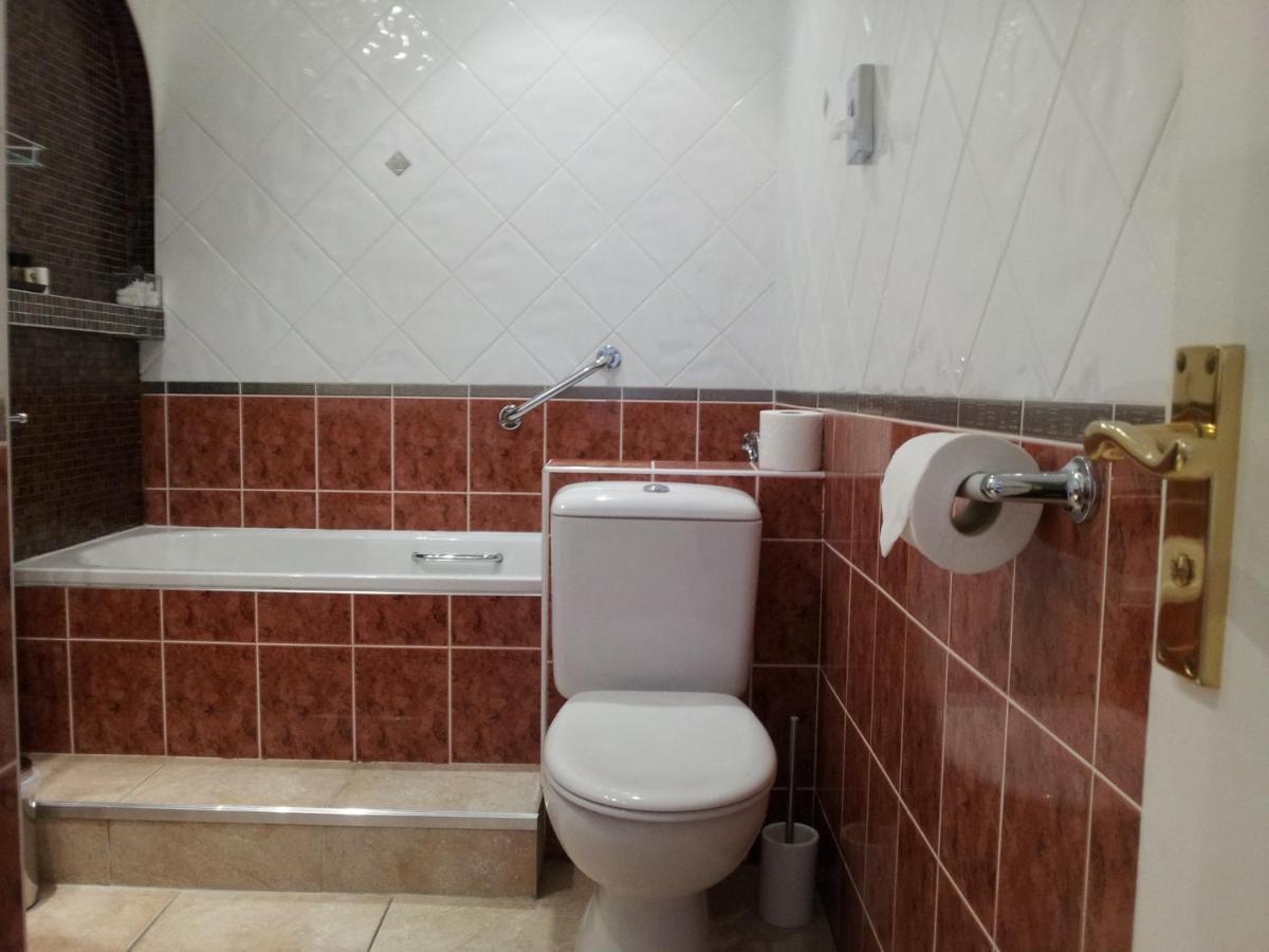 Bed and Breakfast Carlton Court Торки Экстерьер фото