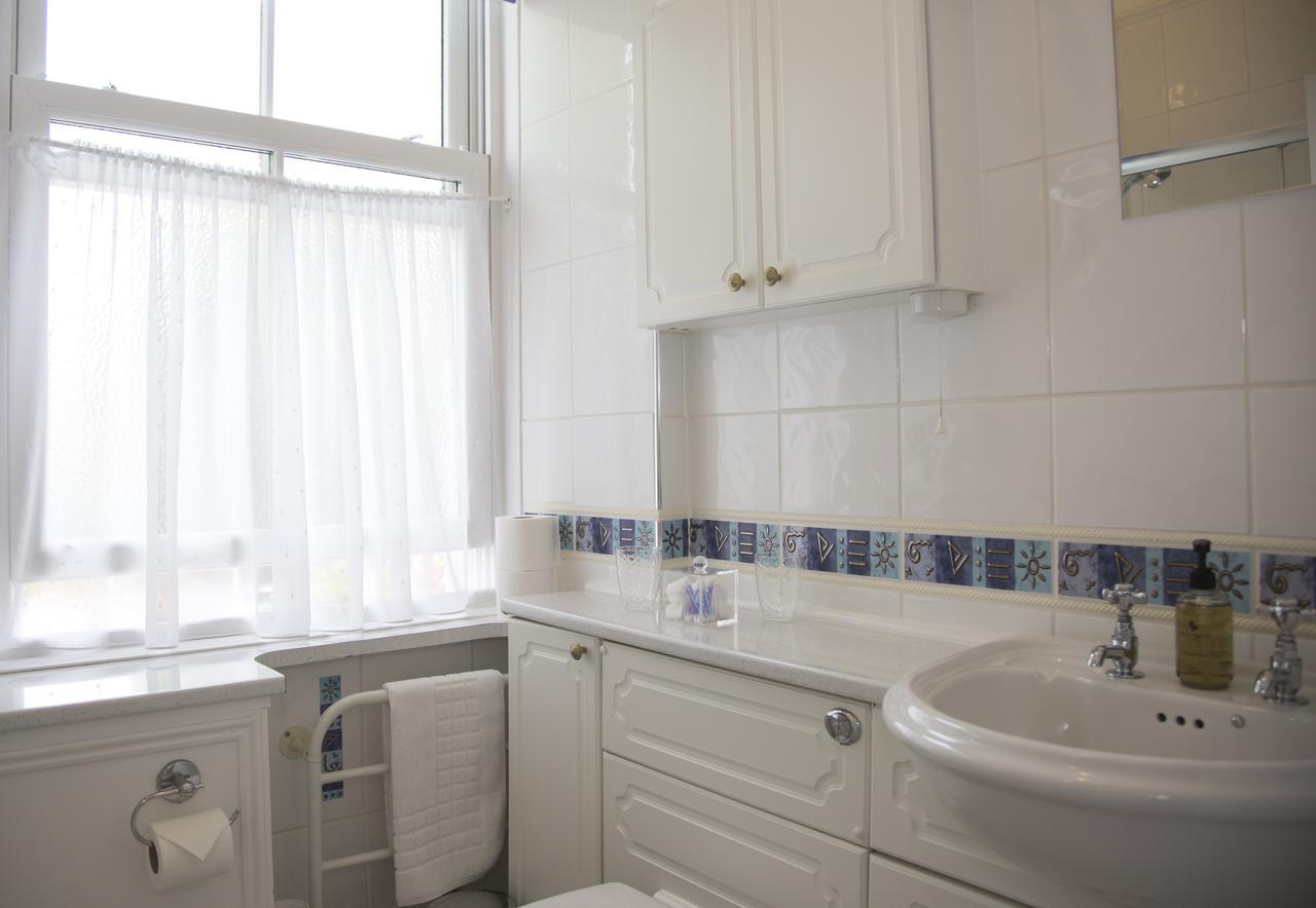 Bed and Breakfast Carlton Court Торки Экстерьер фото